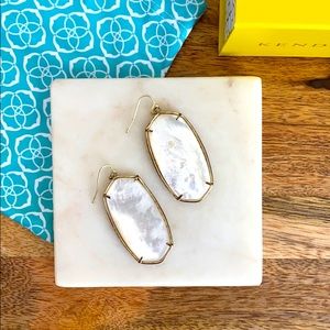 Kendra Scott VINTAGE Delilah Earrings